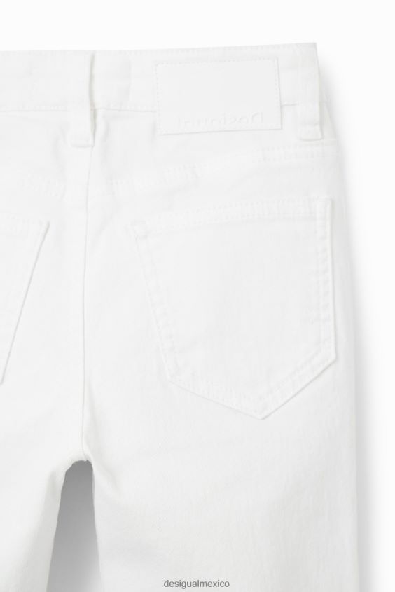 Desigual chica jeans largos acampanados con bordados VZ26R01850 ropa