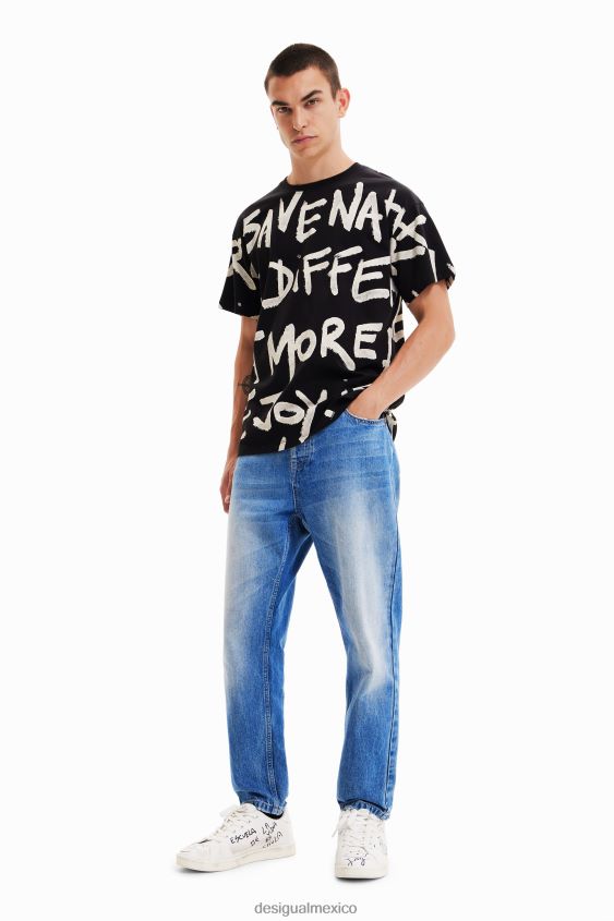 Desigual hombres camiseta oversize con palabras VZ26R01676 ropa