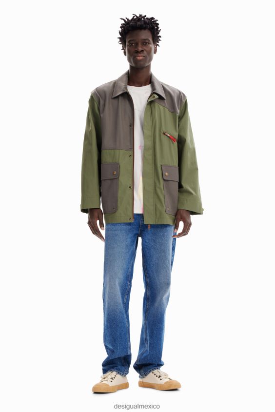 Desigual hombres parka con bolsillos combinados VZ26R01609 ropa
