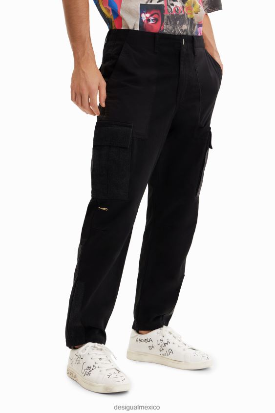 Desigual hombres pantalones cargo con patchwork VZ26R01650 ropa