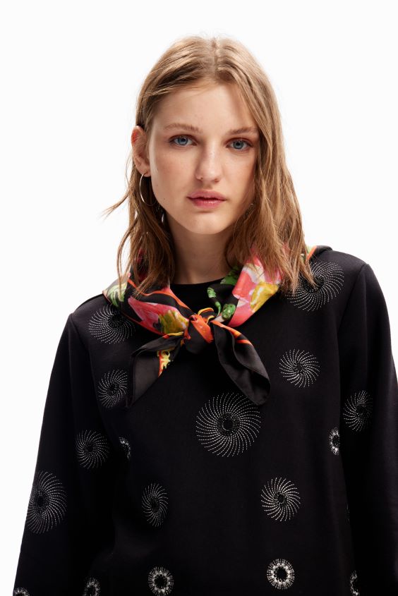 Desigual mujer bufanda cuadrada con flores VZ26R01420 accesorio