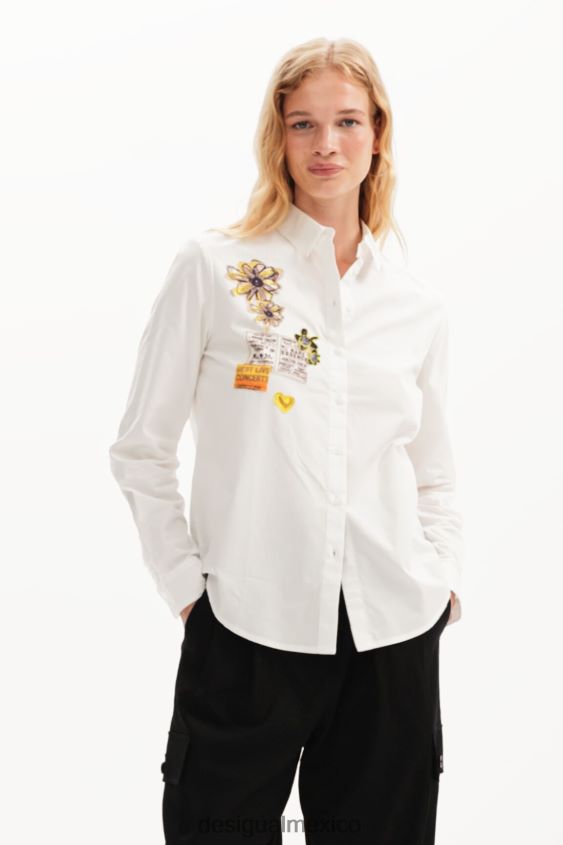 Desigual mujer camisa con parche de periódico VZ26R0107 ropa