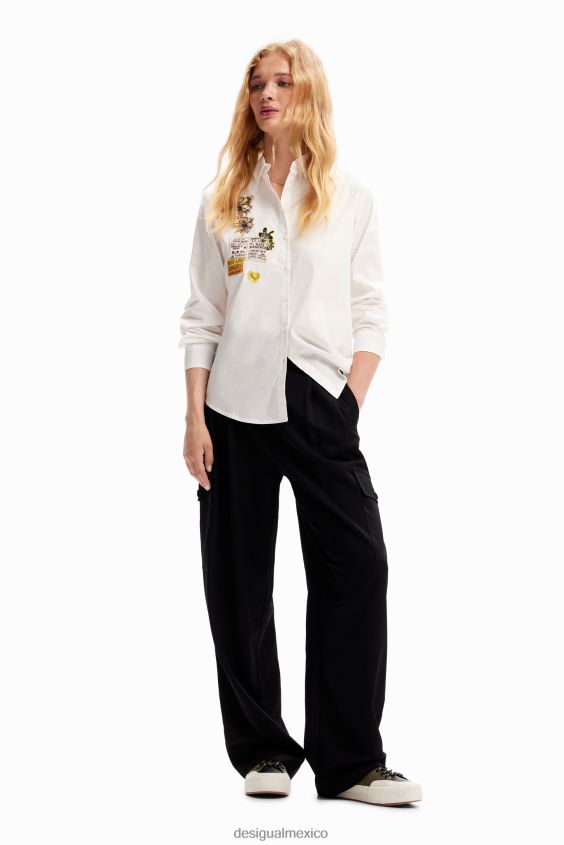 Desigual mujer camisa con parche de periódico VZ26R0107 ropa