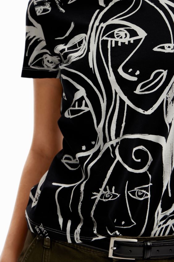 Desigual mujer camiseta con cara en contraste VZ26R0130 ropa