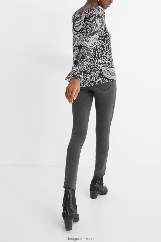 Desigual mujer camiseta con mandalas y volantes VZ26R01097 ropa