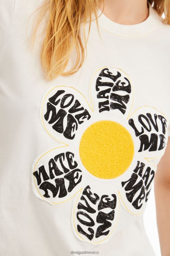 Desigual mujer camiseta con parche de margaritas VZ26R0493 ropa