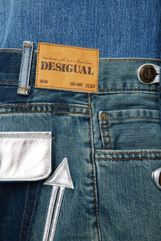 Desigual mujer Chaleco vaquero con icono de Mickey Mouse - Blanco VZ26R0975 ropa