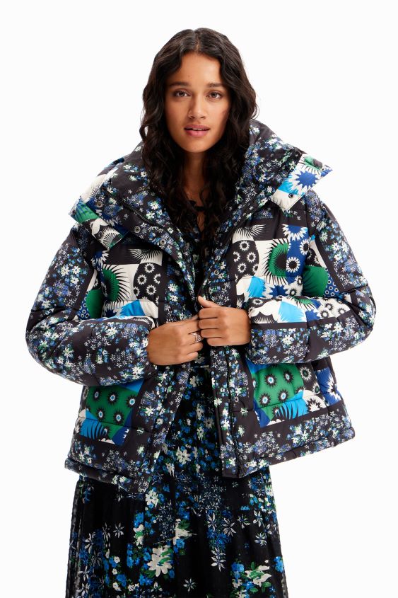 Desigual mujer chaqueta acolchada con patchwork VZ26R0149 ropa