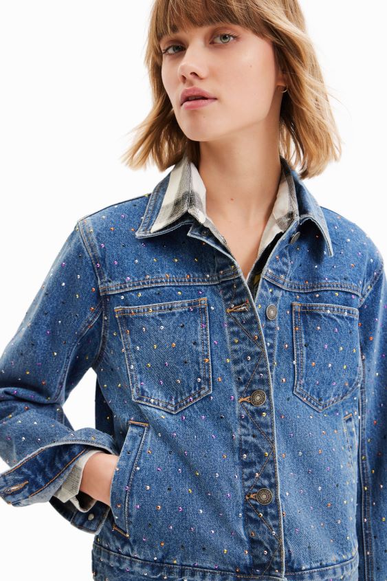 Desigual mujer chaqueta estilo camionero de mezclilla con tachuelas VZ26R0339 ropa