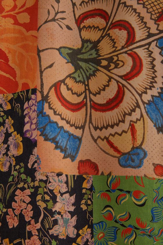 Desigual mujer metro. chaqueta de patchwork tropical de christian lacroix VZ26R0929 ropa