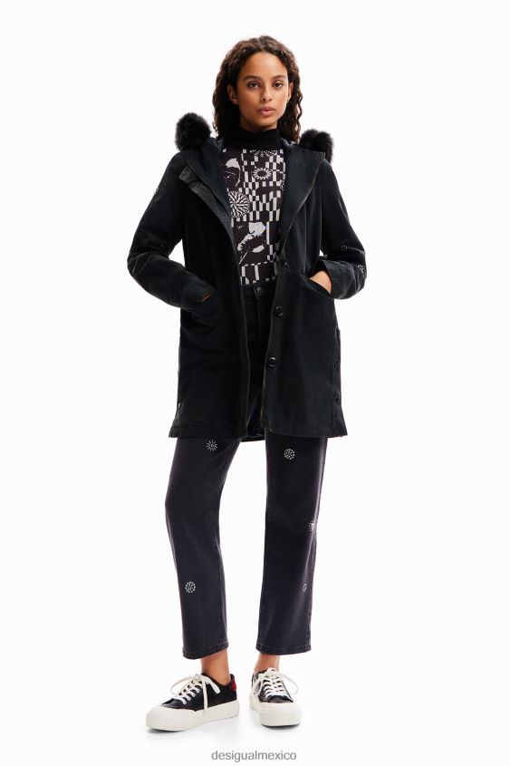 Desigual mujer parka con capucha y bordado VZ26R0175 ropa
