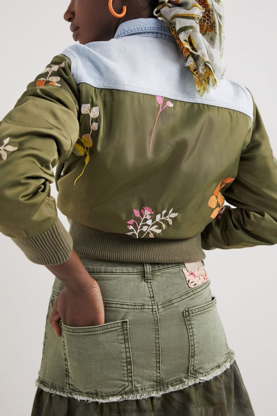 Desigual mujer minifalda de mezclilla con volantes y patchwork VZ26R01131 ropa