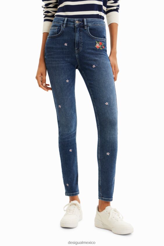 Desigual mujer jeans ajustados con flores y push-up VZ26R0445 ropa