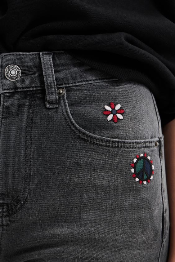 Desigual mujer jeans ajustados con push-up y bordados VZ26R0551 ropa