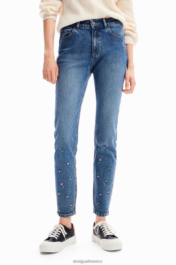 Desigual mujer jeans ajustados con push-up y estampado floral VZ26R057 ropa