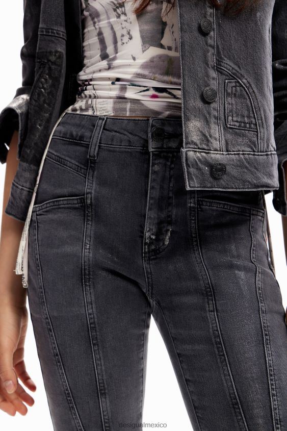 Desigual mujer jeans ajustados metalizados con push-up VZ26R0257 ropa