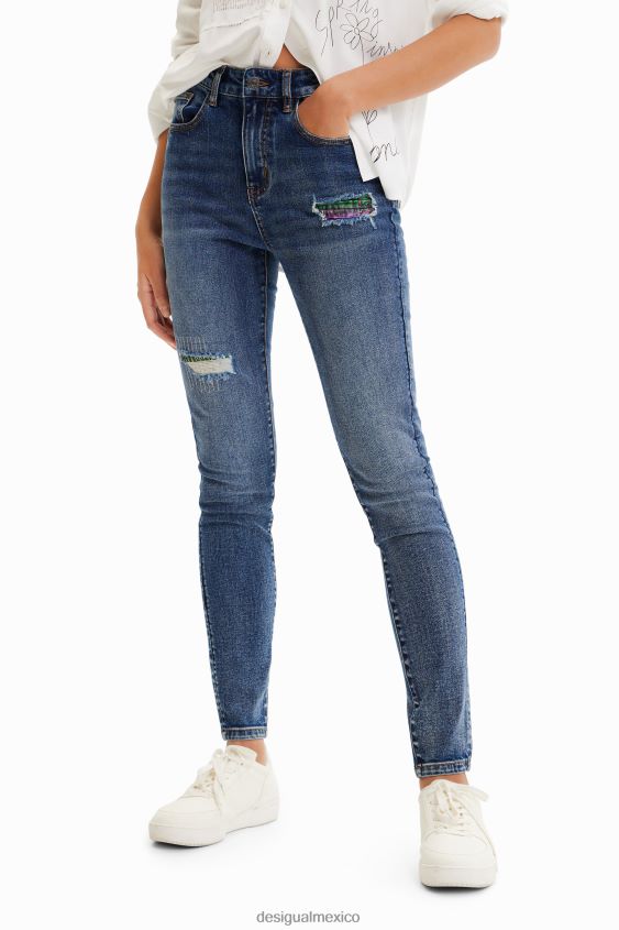 Desigual mujer jeans push-up slim con rotos VZ26R0729 ropa