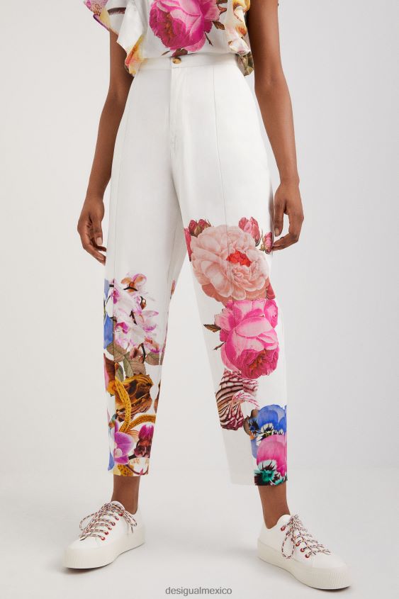 Desigual mujer metro. pantalones holgados con estampado floral de christian lacroix VZ26R0667 ropa