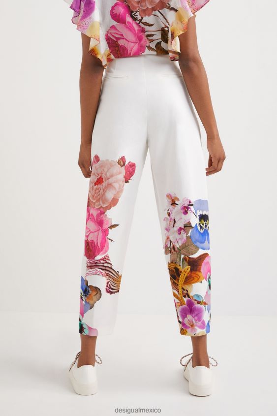 Desigual mujer metro. pantalones holgados con estampado floral de christian lacroix VZ26R0667 ropa