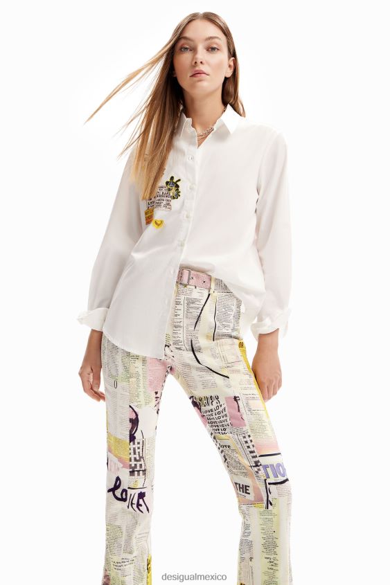 Desigual mujer pantalones acampanados de periódico VZ26R087 ropa