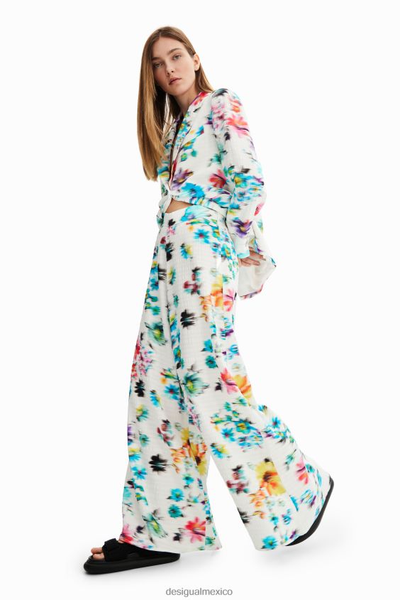 Desigual mujer pantalones largos con flores borrosas VZ26R0926 ropa