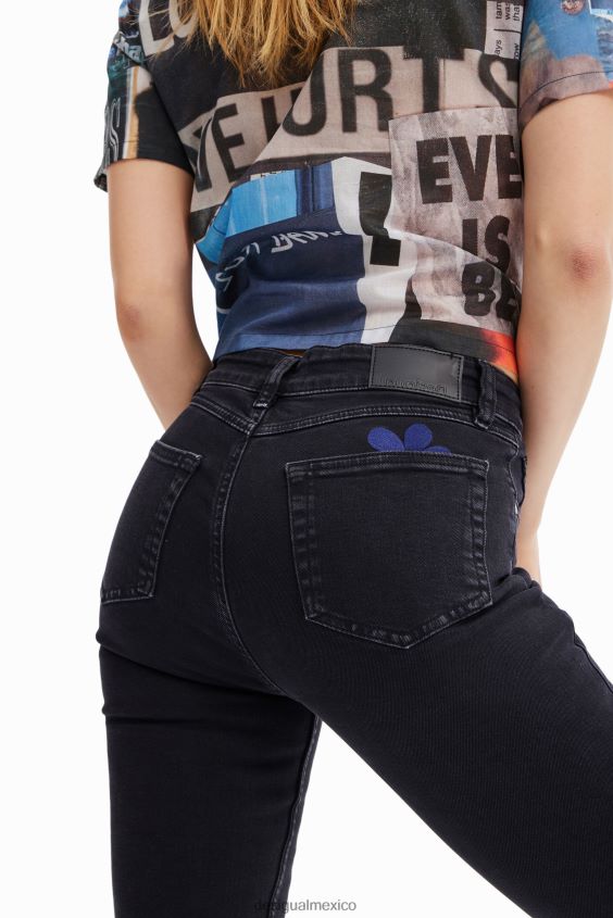 Desigual mujer vaqueros acampanados VZ26R0581 ropa