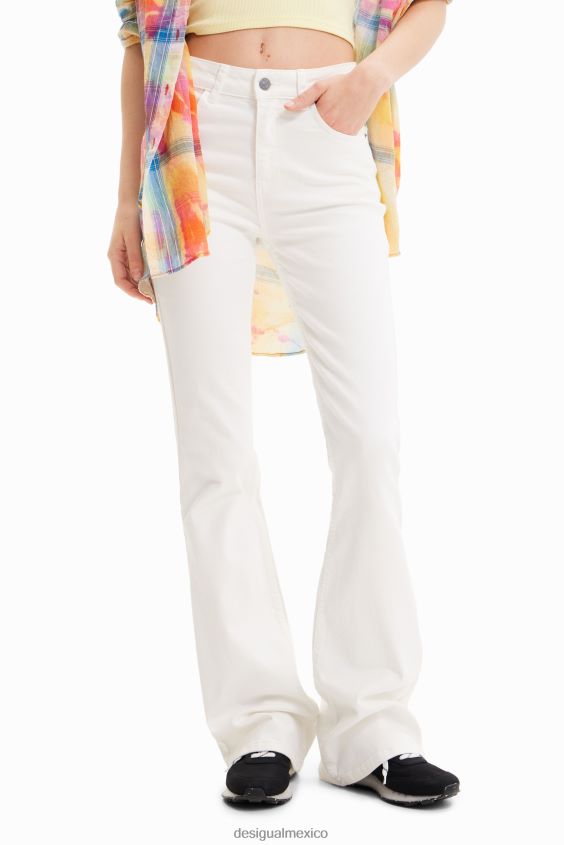 Desigual mujer vaqueros largos acampanados VZ26R0527 ropa