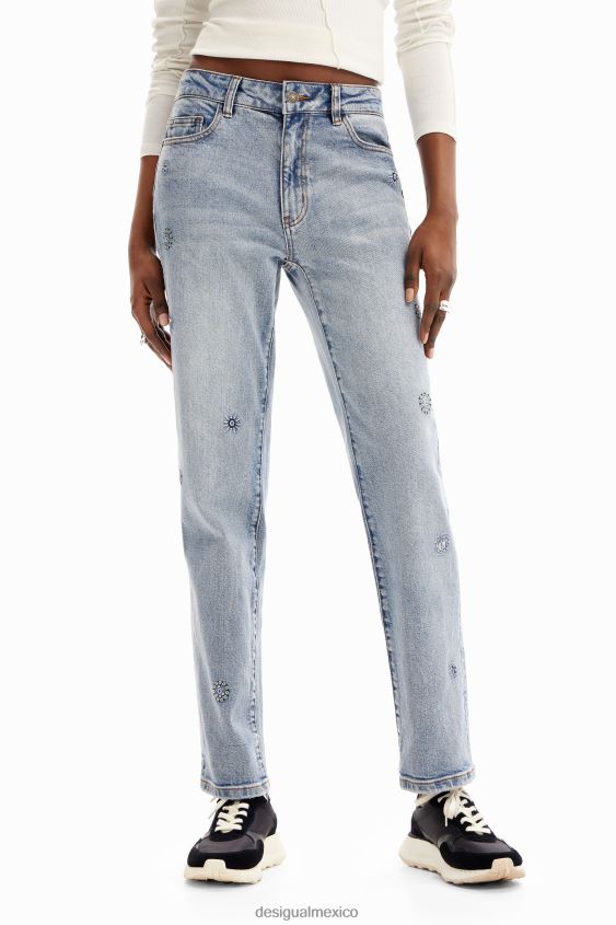 Desigual mujer vaqueros rectos con aplicaciones VZ26R060 ropa