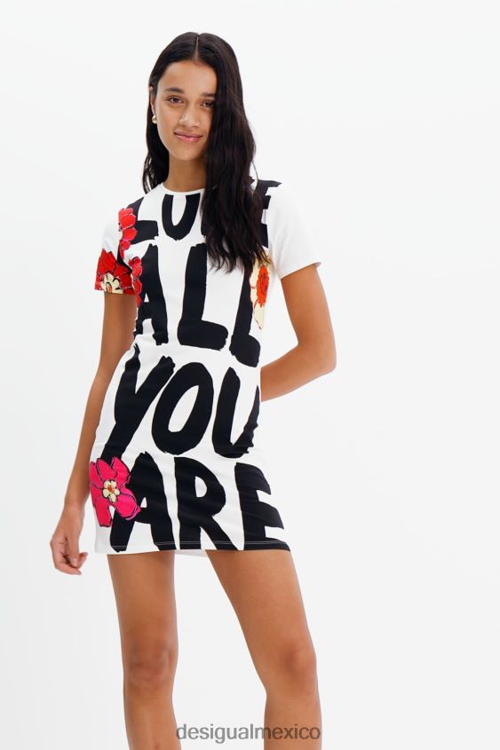Desigual mujer vestido estilo camiseta slim con mensaje VZ26R0325 ropa