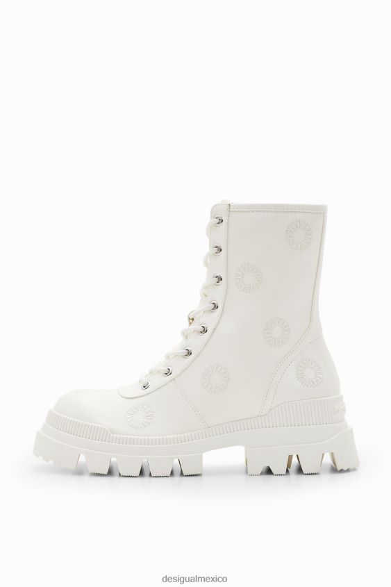 Desigual mujer botas con suela track bordada VZ26R01496 calzado